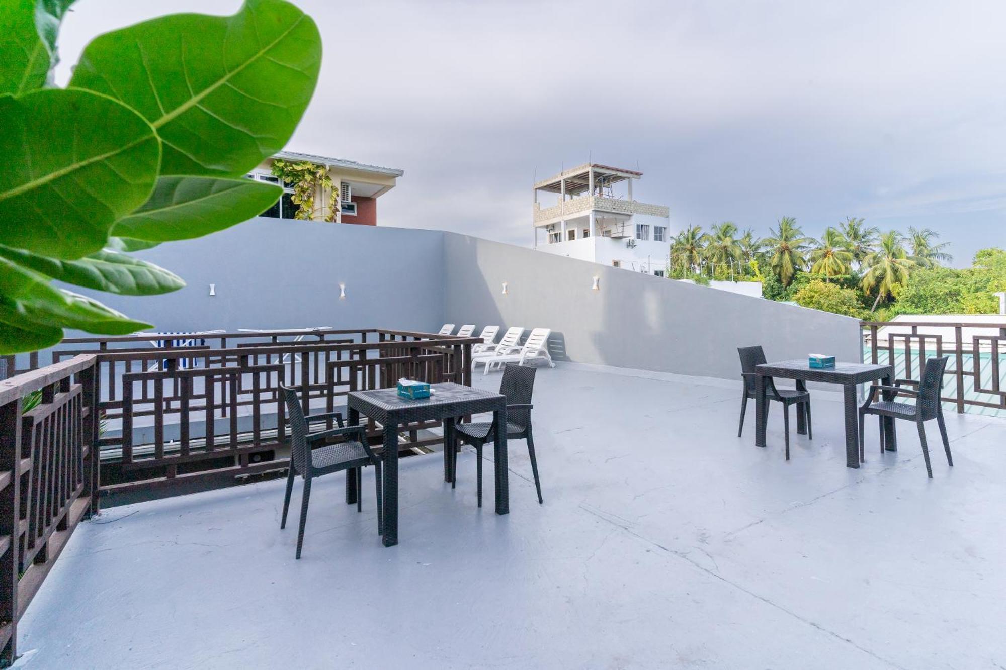 Sea View Villa Ukulhas Exterior photo