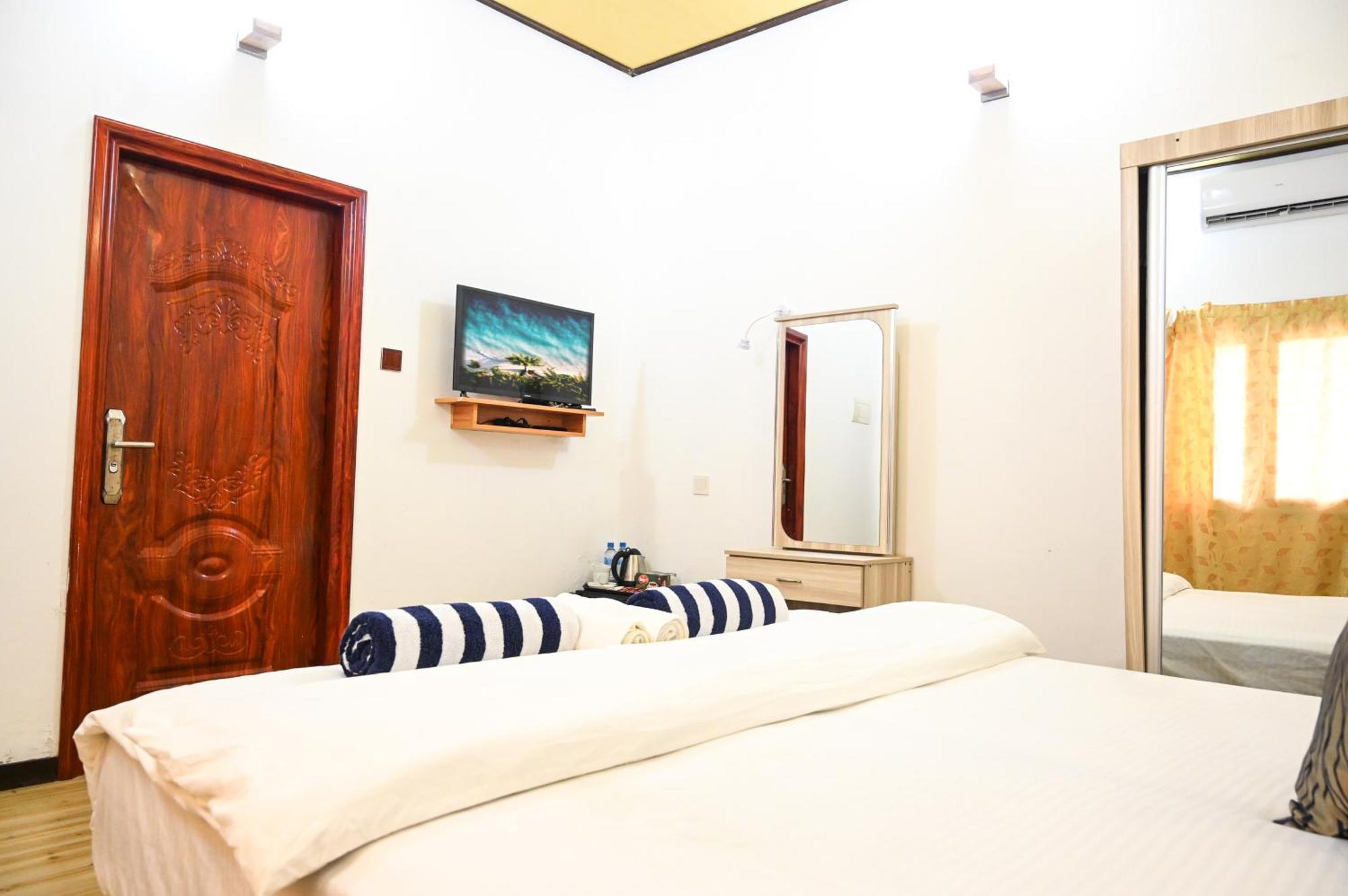 Sea View Villa Ukulhas Exterior photo